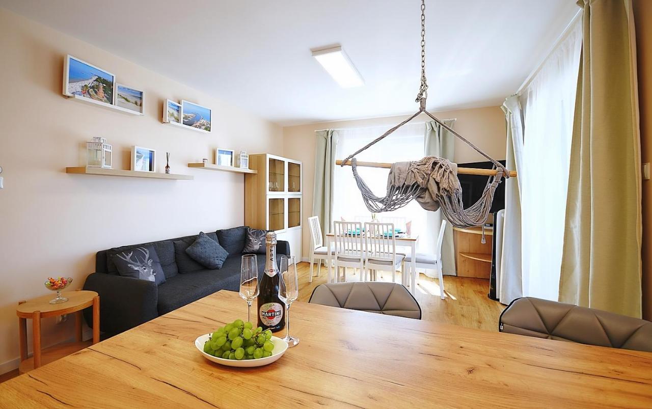 Apartament Premium Mikiniki Kolobrzeg Kołobrzeg Exterior foto
